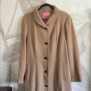 Kate Spade Elegant Tan Trench Coat